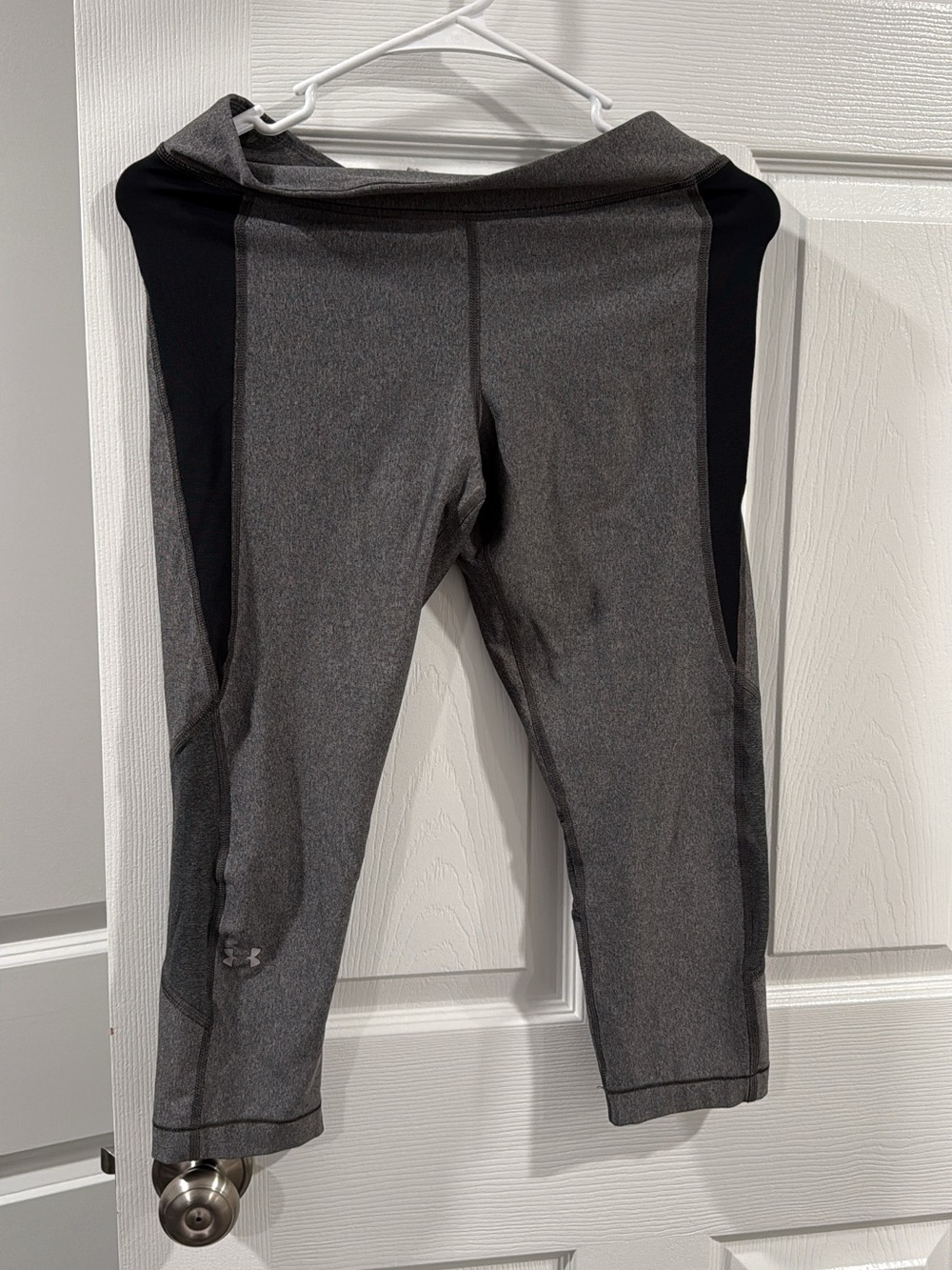 Under Armour Gray and Black Capri Leggings